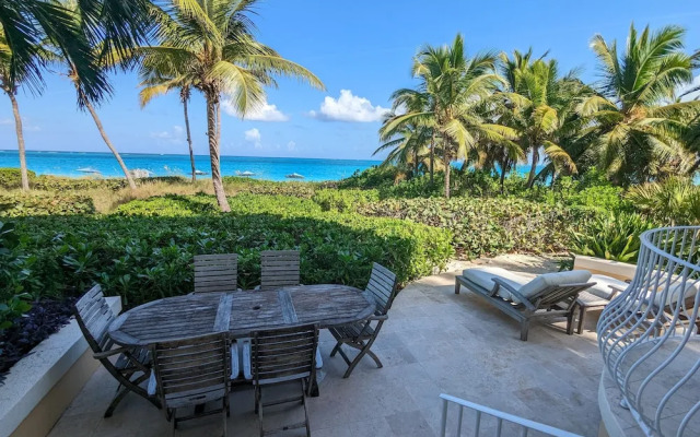 Villa Renaissance Grace Bay