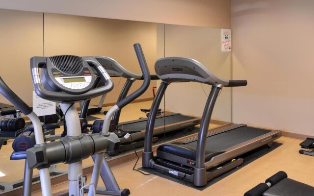 Country Hearth Inn & Suites Edwardsville St. Louis