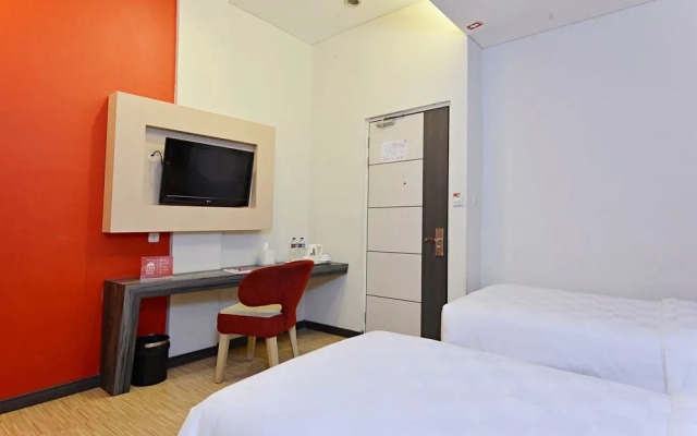 ZenRooms Cihampelas