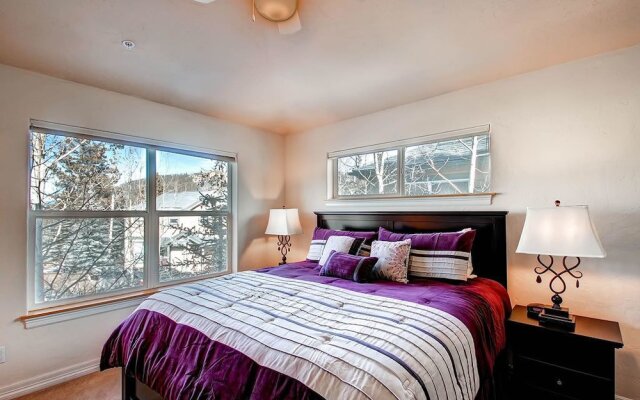 Kingdom Park Townhomes 830 by RedAwning