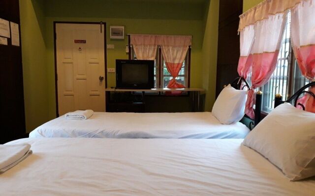 Tawan Shine parkview Resort