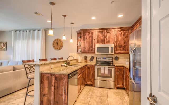 Hillside River Retreat RG 306