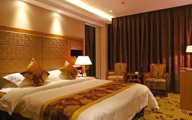 Lanze Holiday Hotel
