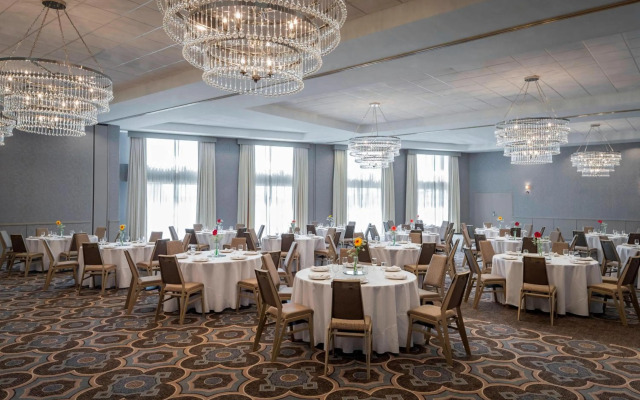 Sheraton Metairie - New Orleans Hotel
