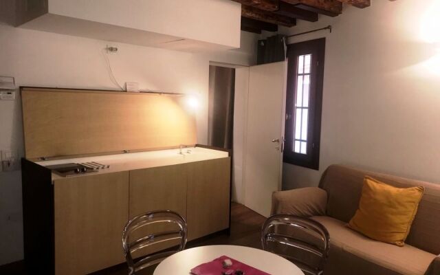 Modern Apartment in Venice GF