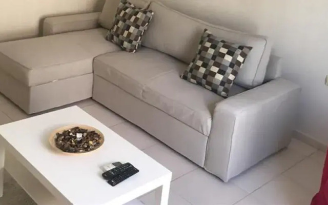 Kinzi House Apart Hotel