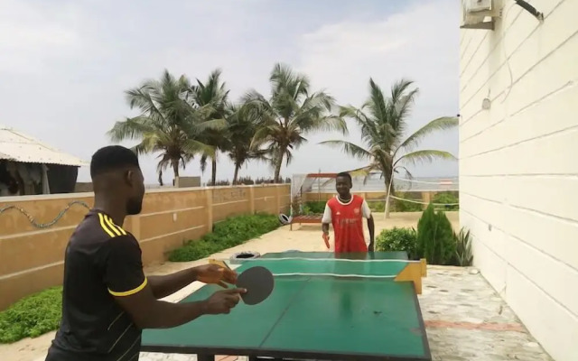 Wavecrest Beach Hotel & Resort