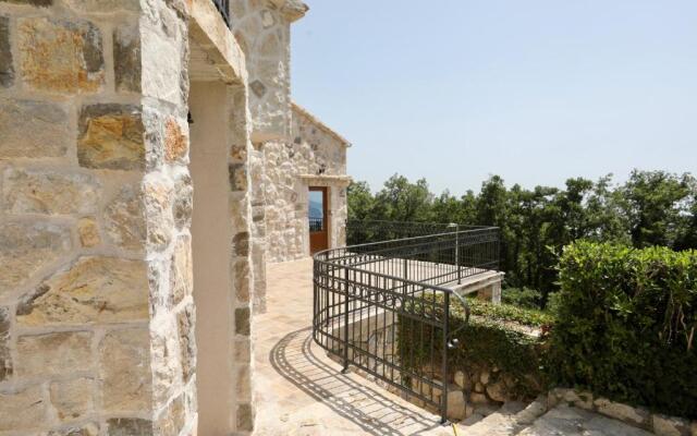 Mountains Villa near Budva