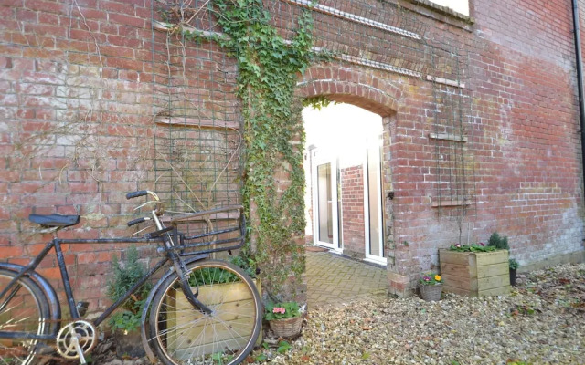 Yew Tree Apartment Two Ryde