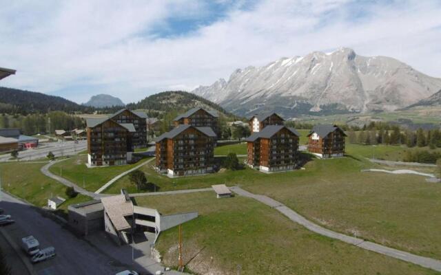 Appartement Le Dévoluy, 2 pièces, 6 personnes - FR-1-525-195