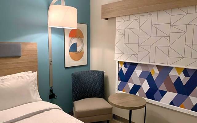 Holiday Inn Express Guadalajara Vallarta Poniente