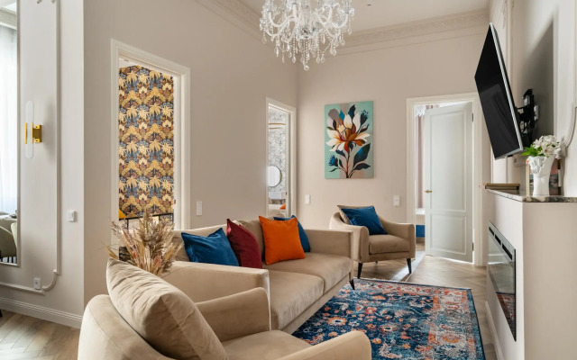 Buyart Apartments (Байарт Апартментс) на набережной реки Фонтанки