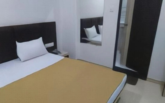 Hotel Relax AC Dormitory