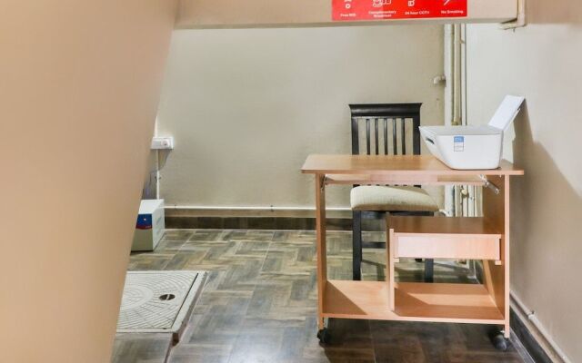 OYO Flagship 46738 Egmore Shelters