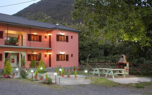 Artemis Apartments