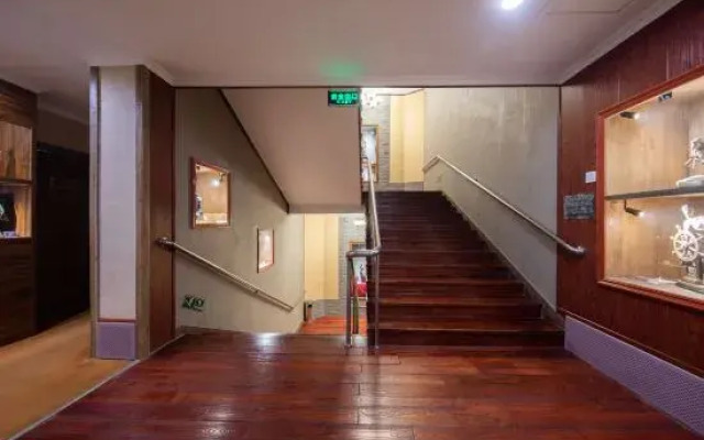 Gao Qing Ying Bin Hotel