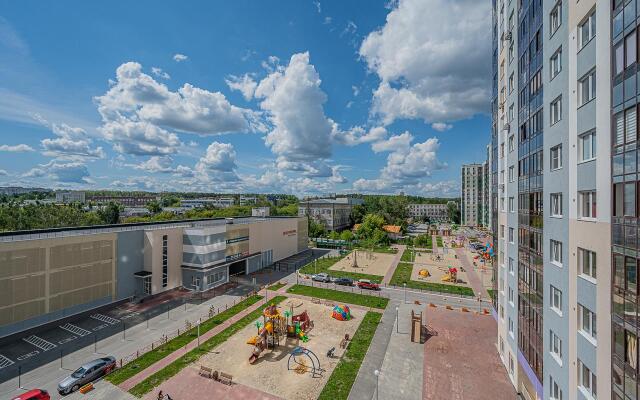 Лайт Апартаменты на улице Крестинского 8