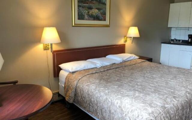 Travellers Inn