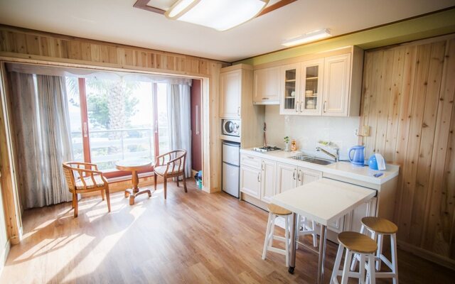 Living Stone Pension