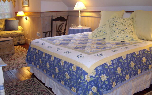 Isaiah Jones Homestead Bed & Breakfast