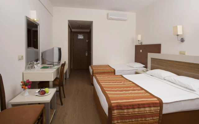 Side Story Resort & Spa