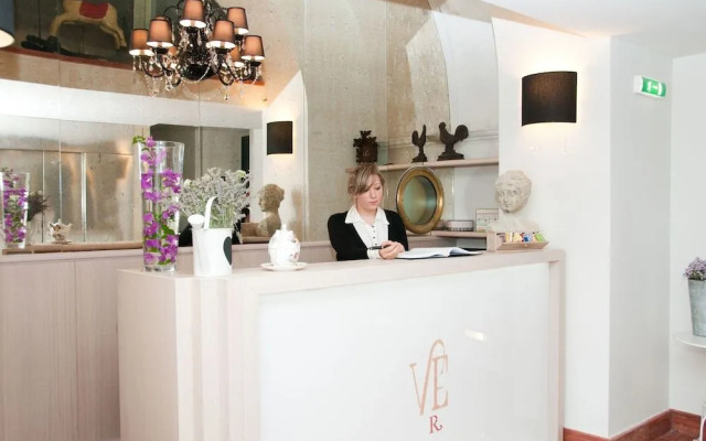 Villa Euchelia Resort