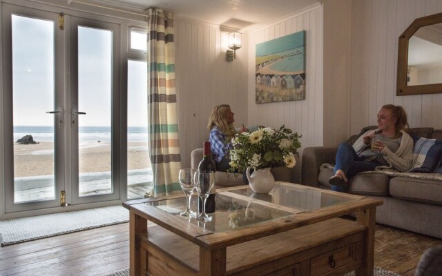 Lusty Glaze Beach Accommodation