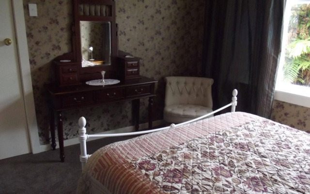 Theatre Royal Hotel Kumara