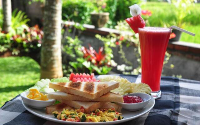 Three Dewi's Guest House