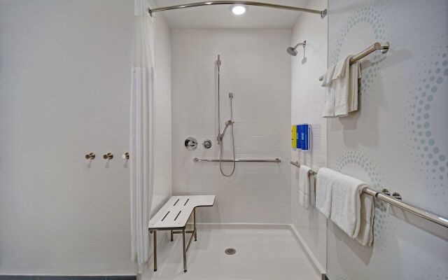 Tru By Hilton Gaylord, MI