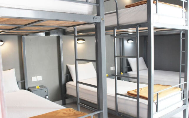 Kuta Beach Hostel