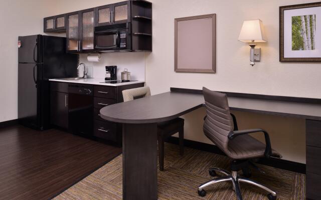Candlewood Suites Terre Haute by IHG