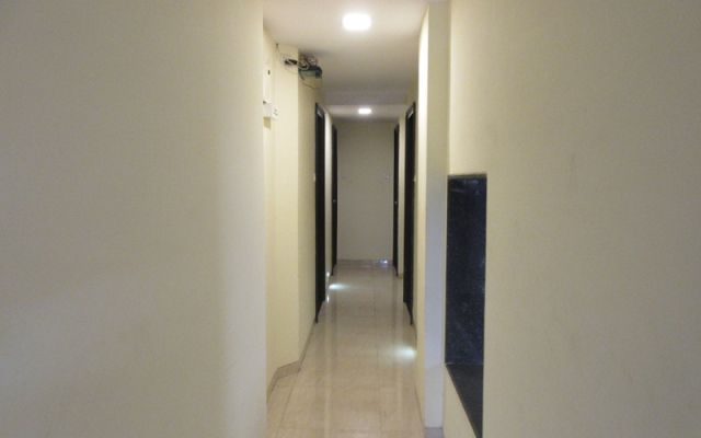 OYO 22468 Hotel Nirsukh Palace