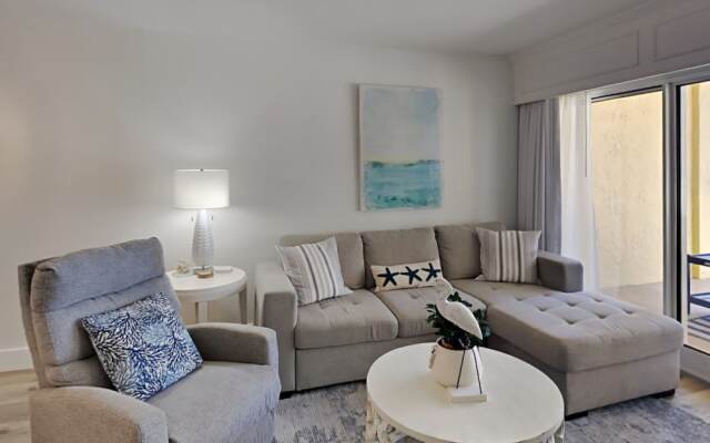 Driftwood Towers #1F - Palm View