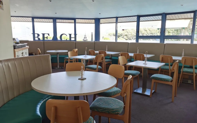 Sea and Mountain View Sunbeach Holiday Snowdonia
