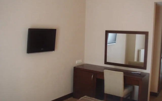 Cetin Otel
