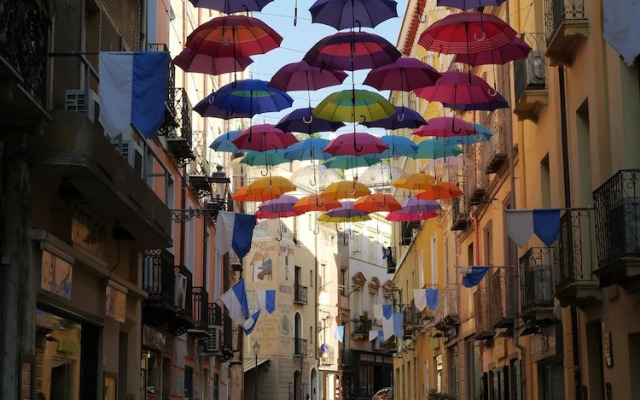 Sui Tetti Di Iglesias