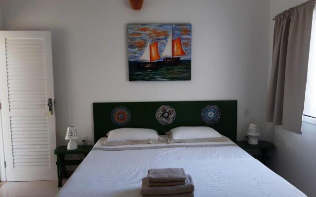 VILLA ROSSELLA Casa/Piscina 04 suítes 12 pessoas