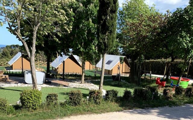 Glamping Poggio Imperiale Marche