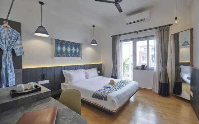 Poshtel VNS
