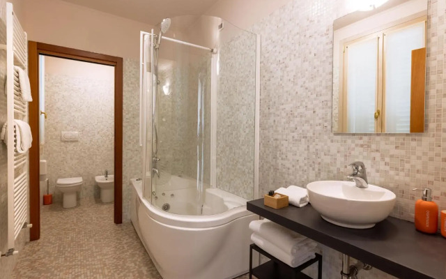 Gardone Palace Hotel