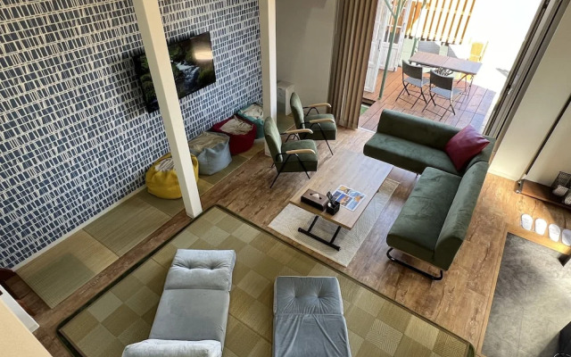 Rush Awaji Guppy - Seaside Holiday Home
