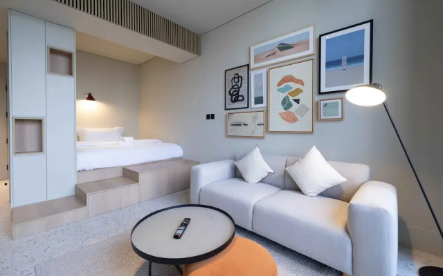 Stunning Burj View Upside Living Studio