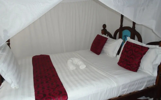 Pyramid Hotel Zanzibar