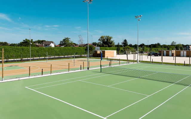 Marina Azzurra Resort