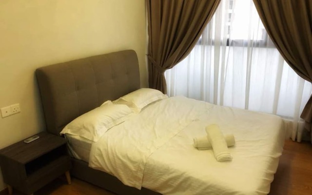 Spacious @ Country Garden Danga Bay