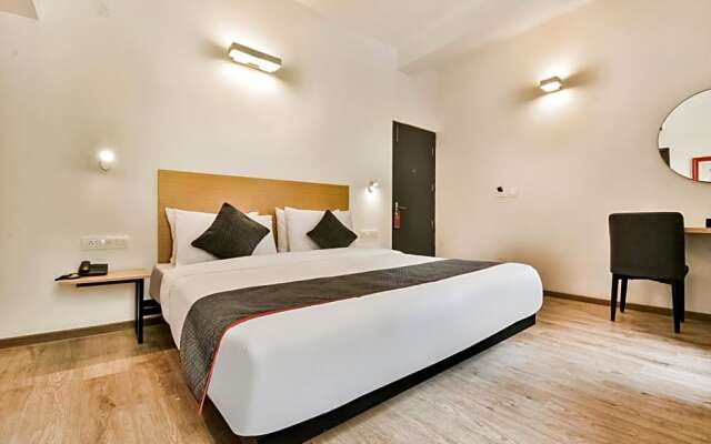 OYO Townhouse 182 Menka