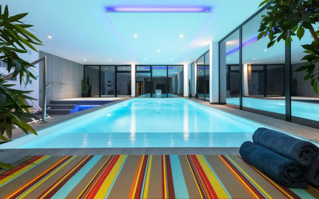 Carnac Lodge Hotel & Spa