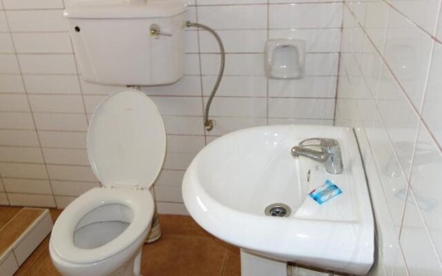 Yahoo Guest House