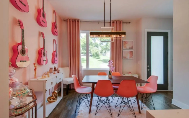 Going Fast Dollys Dream 12 Beds